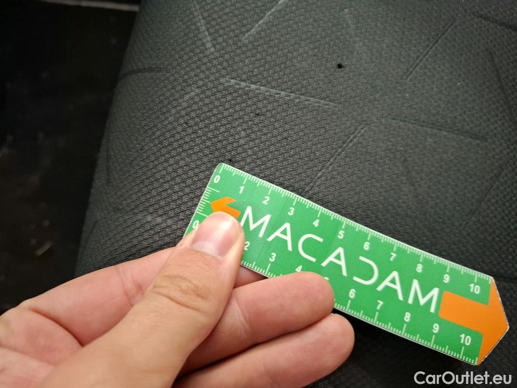  Toyota  RAV4 TOYOTA  Hybride / 2018 / 5P / SUV Hybride AWD Dynamic Business Beyond Zero #4