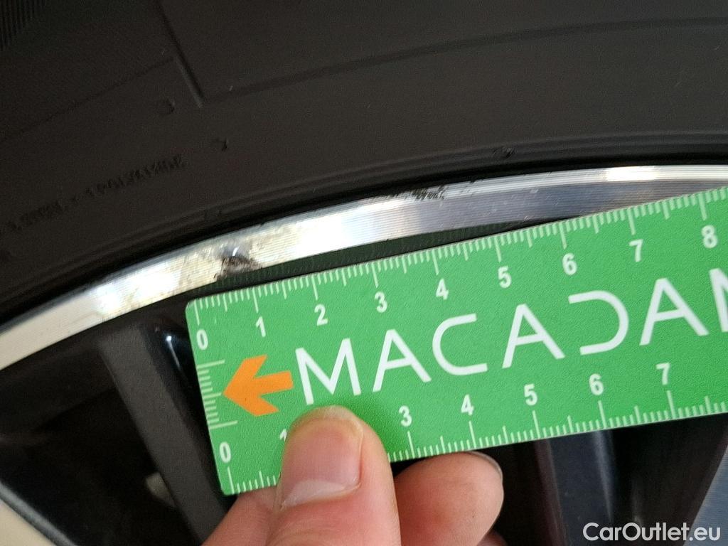  Volkswagen  Tiguan VOLKSWAGEN  Allspace / 2017 / 5P / SUV 2.0 TDI 150 DSG7 Confortline Business #17