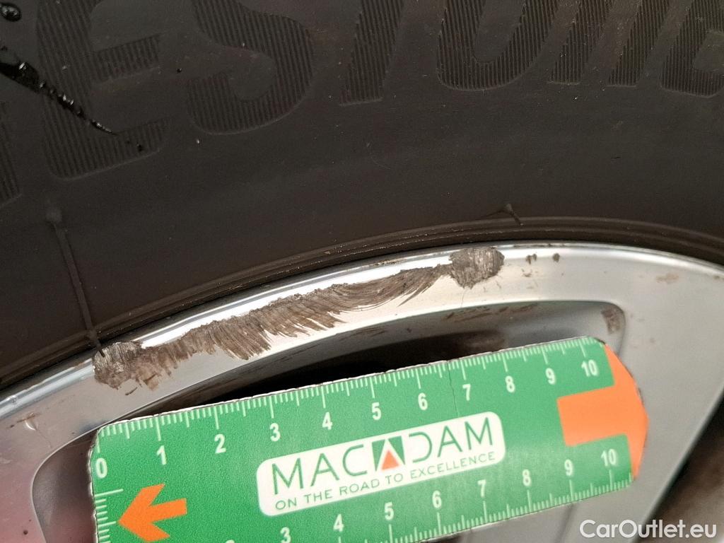  Volkswagen  Golf  VII Berline Confortline Business BMT 1.6 TDI 115CV BVA7 E6 #29