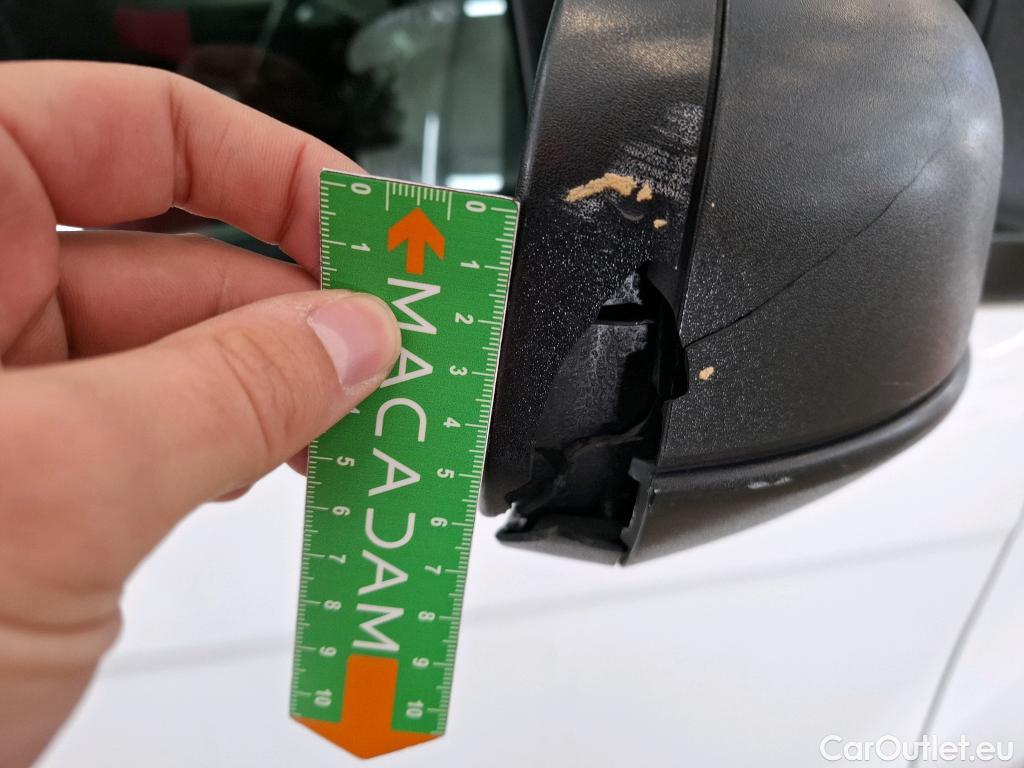  Ford  Transit Connect FORD  VU 4p Fourgonnette 1.5 EcoBlue 100 L1 TREND BUS NAV #16