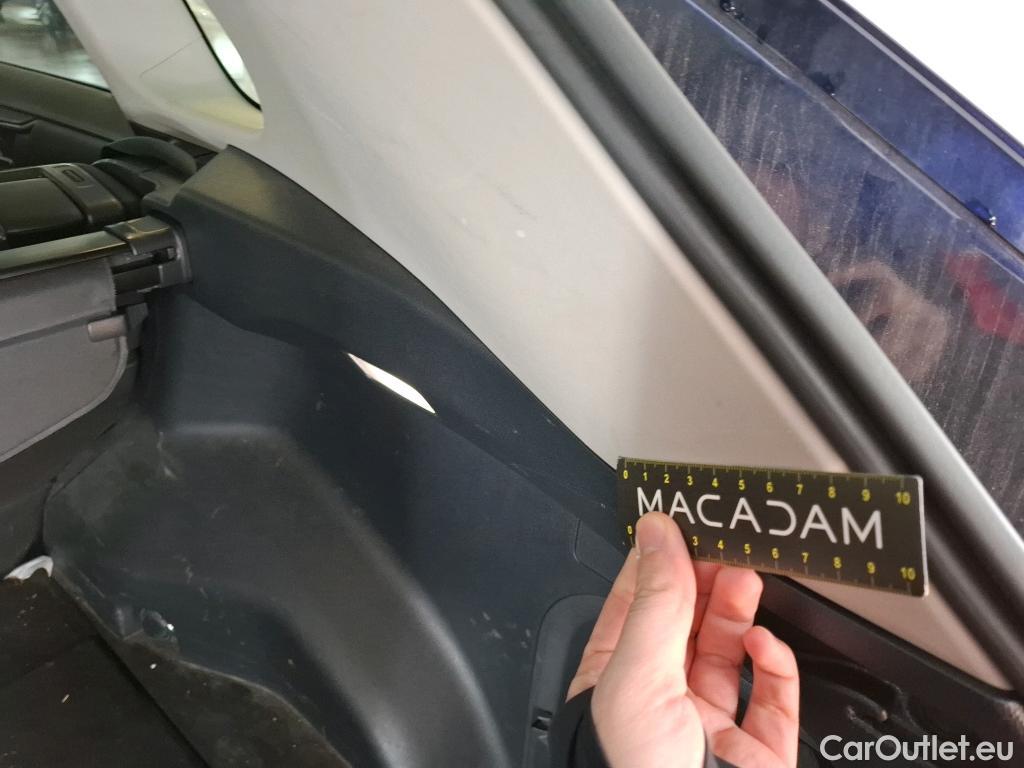  Toyota  RAV4 TOYOTA  Hybride / 2018 / 5P / SUV Hybride 2WD 218ch Dynamic #8