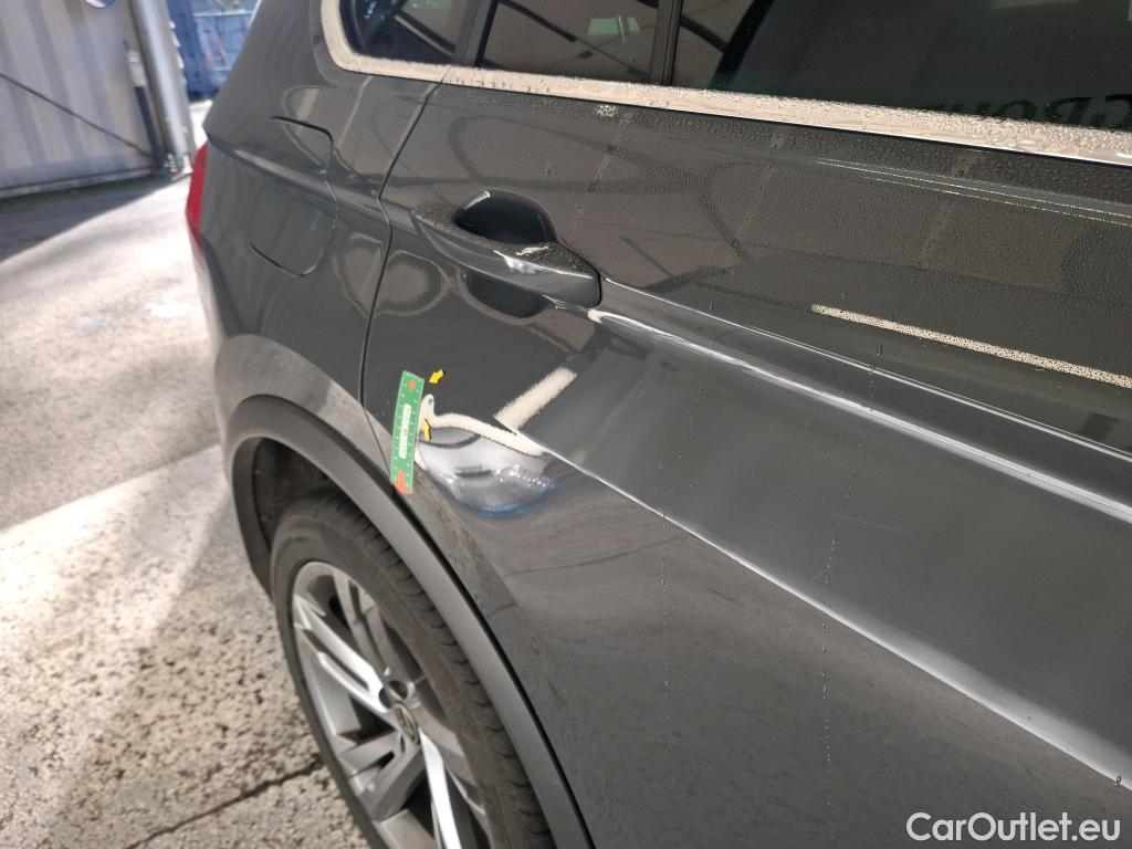  Volkswagen  Tiguan VOLKSWAGEN  / 2020 / 5P / SUV 2.0 TDI 150 DSG7 R-Line #8