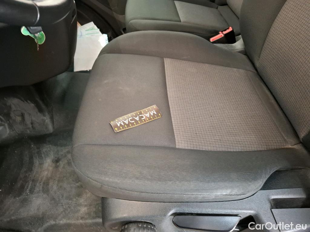  Ford  Transit FORD  / 2019 / 4P / Fourgon tôlé 2.0 ECOB 130PS 350 L3H2 FWD AMBIENTE #29