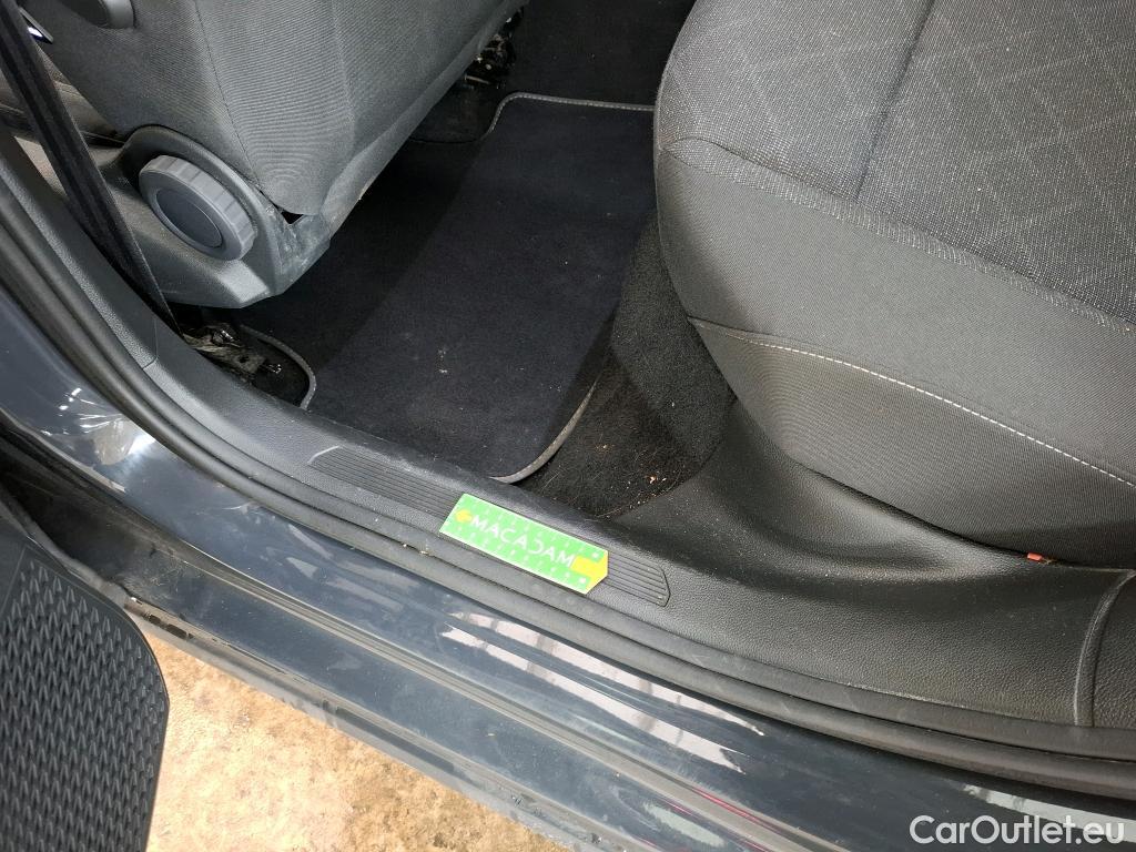  Volkswagen  Golf  VOLKSWAGEN SW / 2020 / 5P / Break 2.0 TDI SCR 150 DSG7 Life Business #13