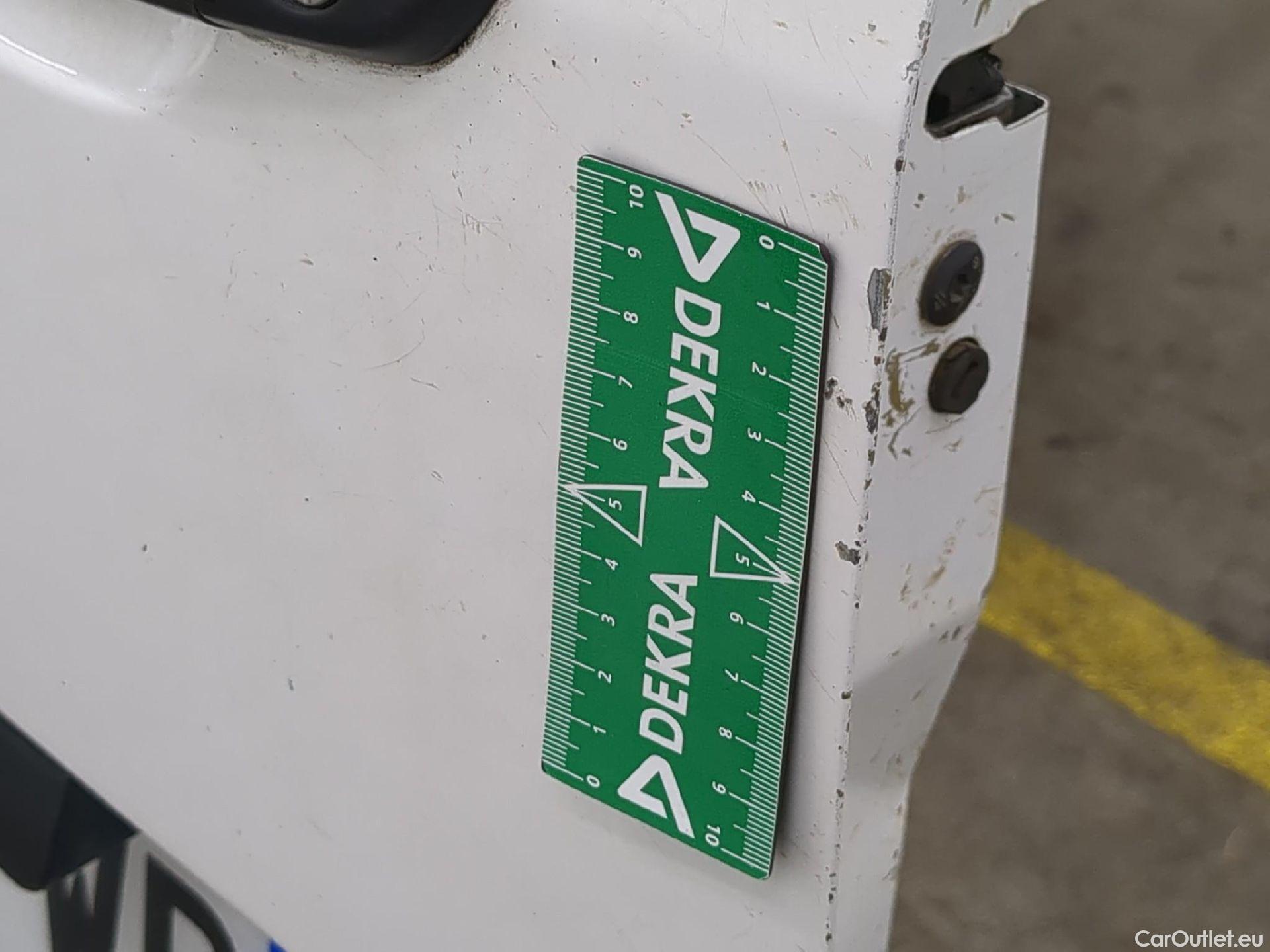  Citroen  Berlingo  Fourgon Club L1 (Court) 1.6 BlueHDi 100CV BVM5 E6 #50