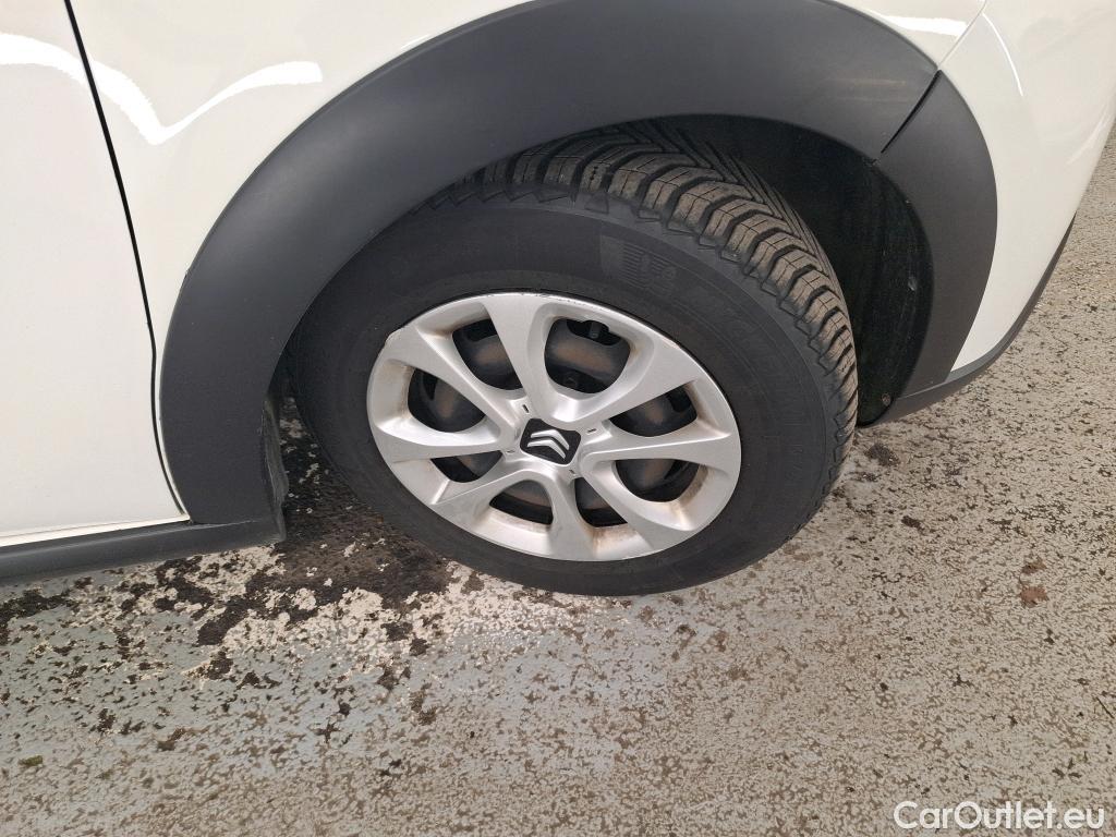  Citroen  C3 CITROEN  Société VU 5p Berline BlueHDi 100  BVM Feel #36