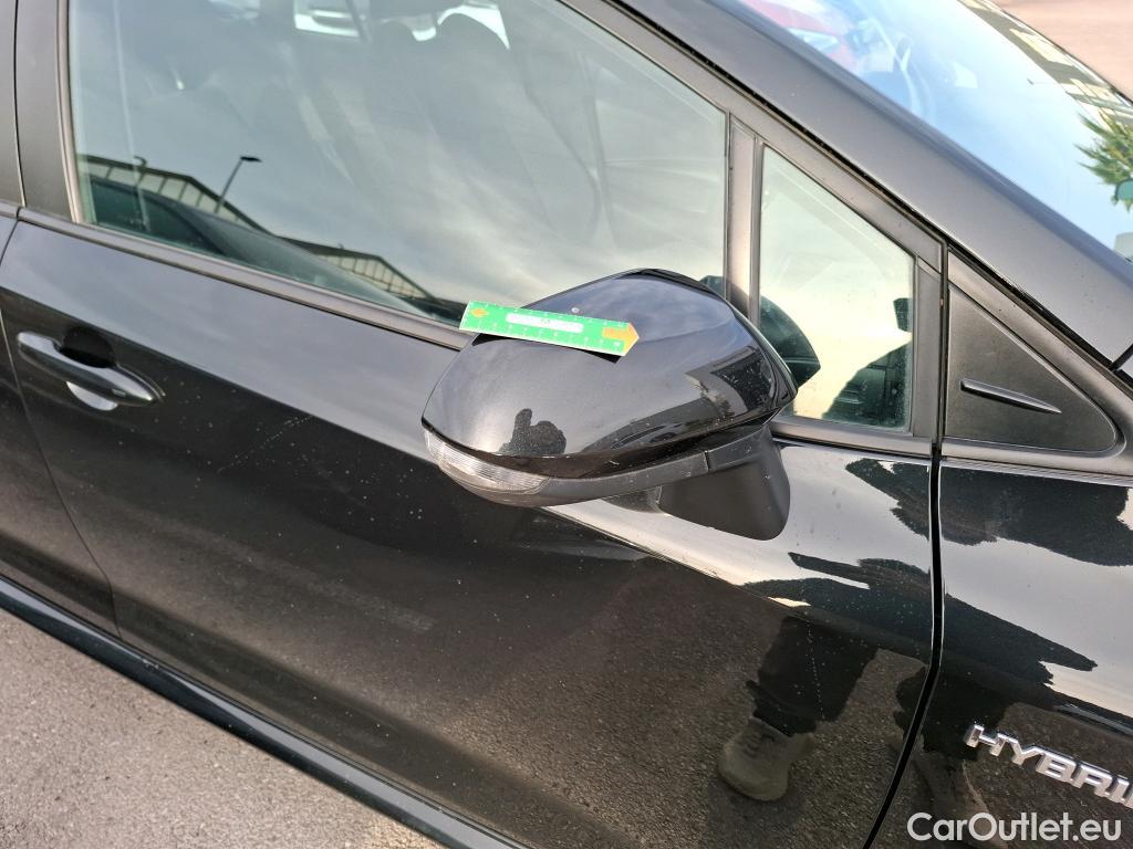  Toyota  Corolla TOYOTA  Touring Sports / 2018 / 5P / Break Hybride 122h Dynamic Business Stage Acad #14