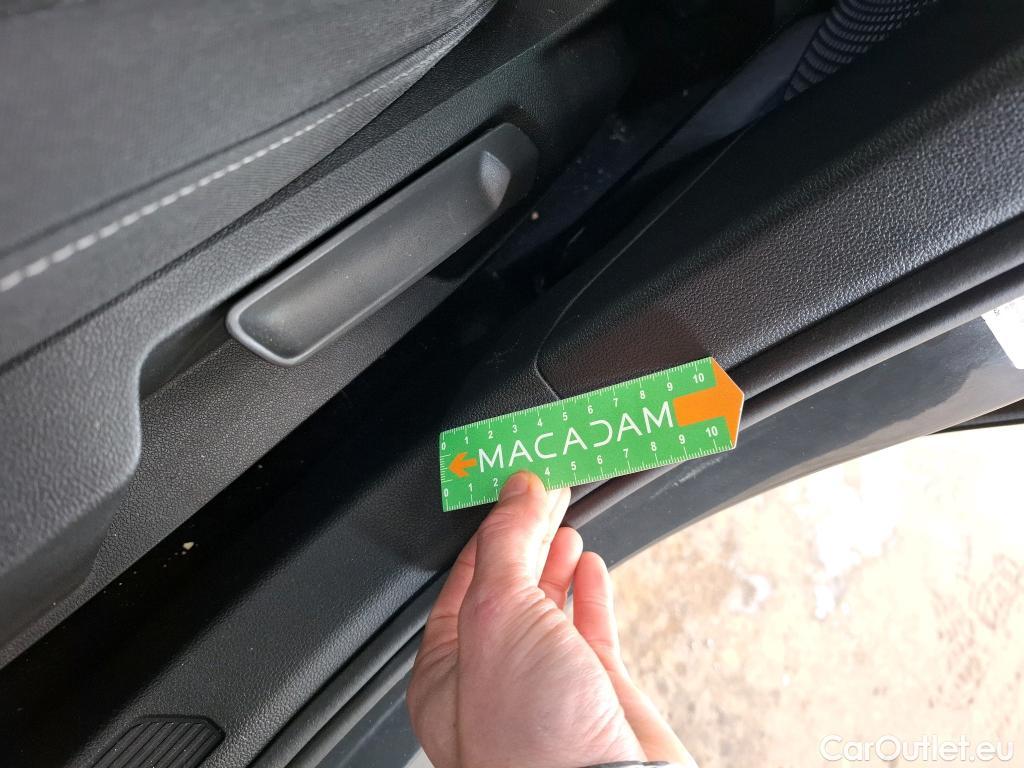  Volkswagen  Golf  VOLKSWAGEN SW / 2020 / 5P / Break 2.0 TDI SCR 150 DSG7 Life Business #11