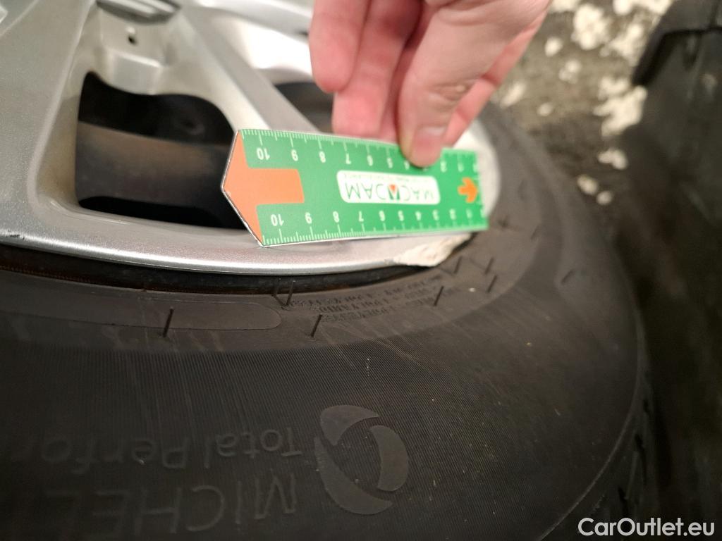  Citroen  C3 CITROEN  Société VU 5p Berline BlueHDi 100  BVM Feel #37