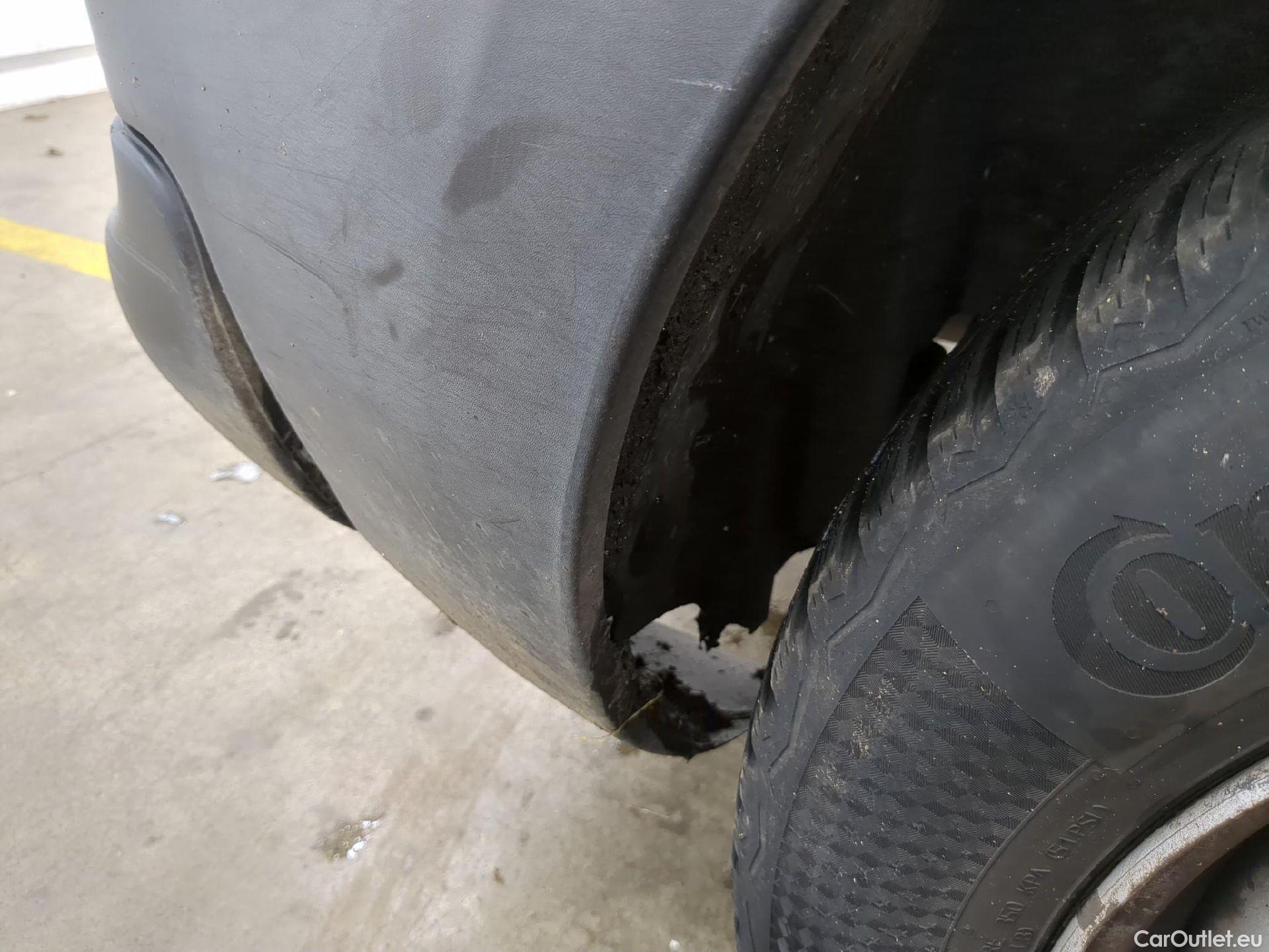  Citroen  Berlingo  Fourgon Club L1 (Court) 1.6 BlueHDi 100CV BVM5 E6 #18