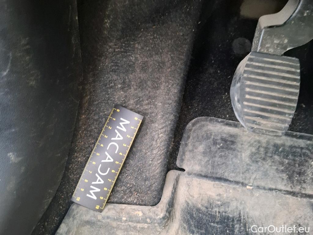  Citroen  C3  Société Feel 1.5 BlueHDI 100CV BVM5 E6dT #25