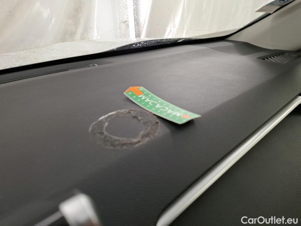  Toyota  RAV4 TOYOTA  Hybride / 2018 / 5P / SUV Hybride AWD Dynamic Business Beyond Zero #32