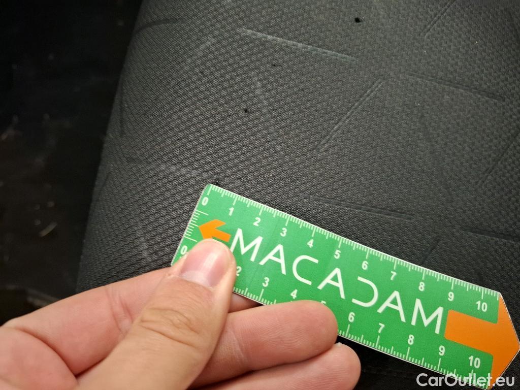  Toyota  RAV4 TOYOTA  Hybride / 2018 / 5P / SUV Hybride AWD Dynamic Business Beyond Zero #3