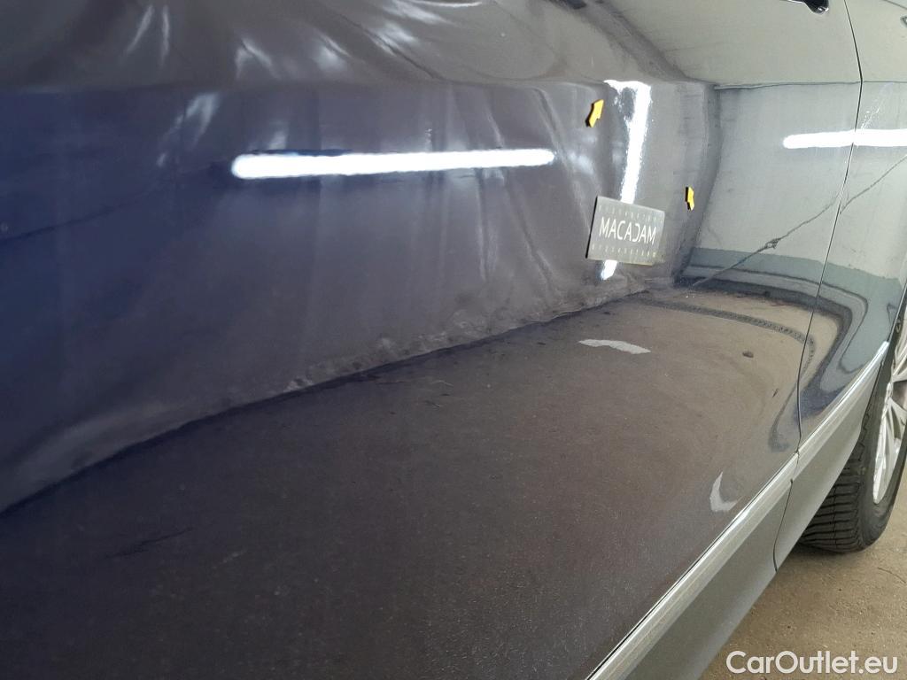  Volkswagen  Tiguan VOLKSWAGEN  5p SUV 2.0 TDI 150 BVM6 Confortline Business #8