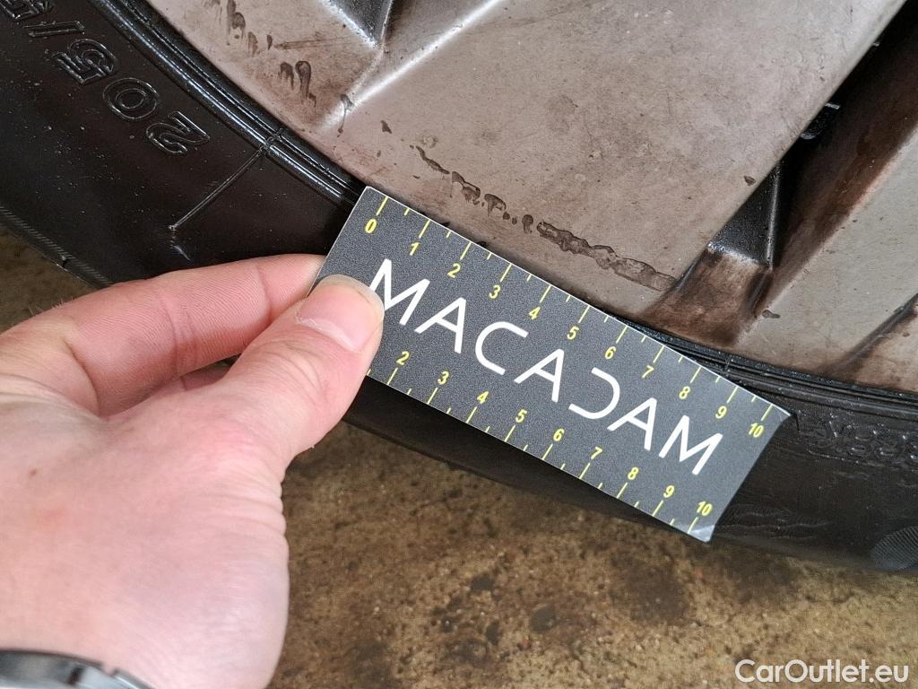  Volkswagen  Golf  VOLKSWAGEN / 2020 / 5P / Berline 2.0 TDI SCR 115 DSG7 Life Busi #8