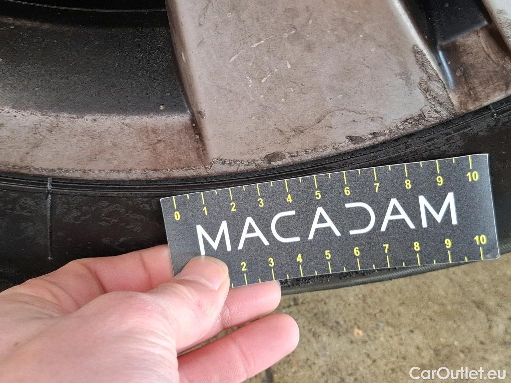  Volkswagen  Golf  VOLKSWAGEN / 2020 / 5P / Berline 2.0 TDI SCR 115 DSG7 Life Busi #7