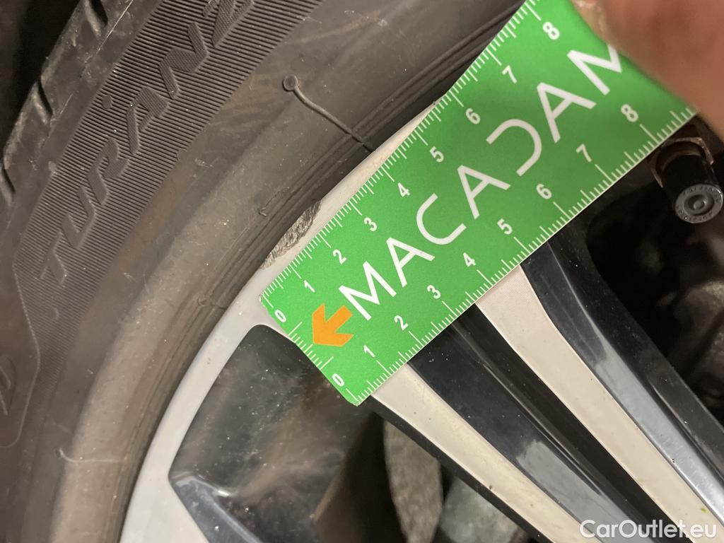  Toyota  Corolla TOYOTA  Touring Sports / 2018 / 5P / Break Hybride 122h Collection #19