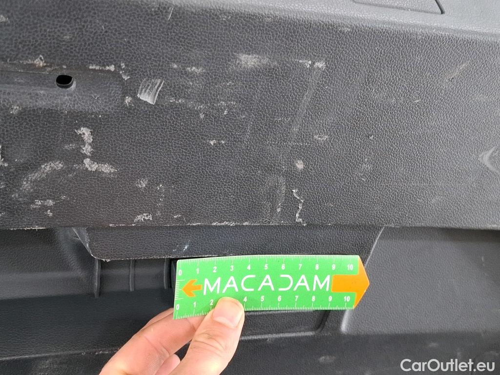  Volkswagen  Golf  VOLKSWAGEN SW / 2020 / 5P / Break 2.0 TDI SCR 150 DSG7 Life Business #28