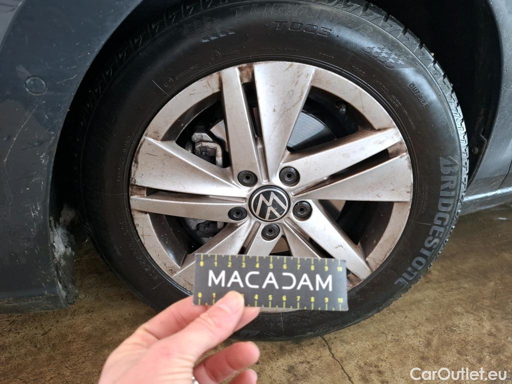  Volkswagen  Golf  VOLKSWAGEN / 2020 / 5P / Berline 2.0 TDI SCR 115 DSG7 Life Busi #5