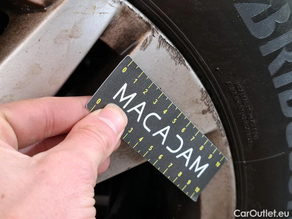  Volkswagen  Golf  VOLKSWAGEN / 2020 / 5P / Berline 2.0 TDI SCR 115 DSG7 Life Busi #6