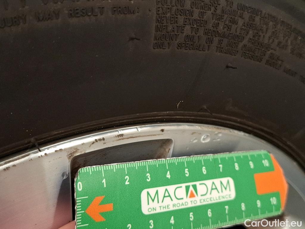  Volkswagen  Golf  VII Berline Confortline Business BMT 1.6 TDI 115CV BVA7 E6 #31