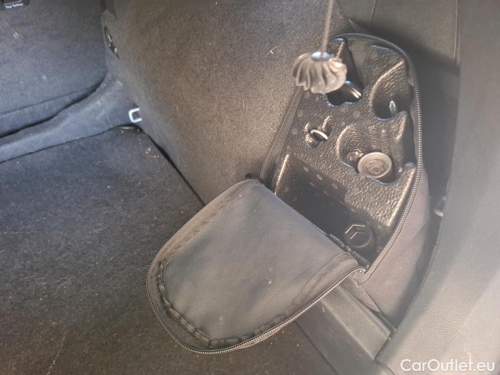  Volkswagen  Tiguan VOLKSWAGEN  / 2020 / 5P / SUV 2.0 TDI 150 DSG7 R-Line #1