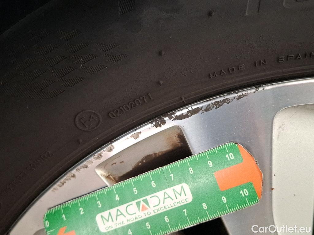  Volkswagen  Golf  VII Berline Confortline Business BMT 1.6 TDI 115CV BVA7 E6 #19