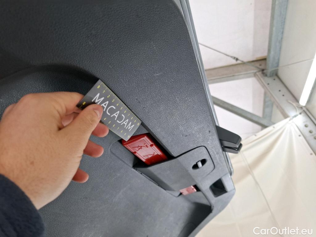  Volkswagen  Passat  Break Business 1.6 TDI 120CV BVA7 E6dT #10