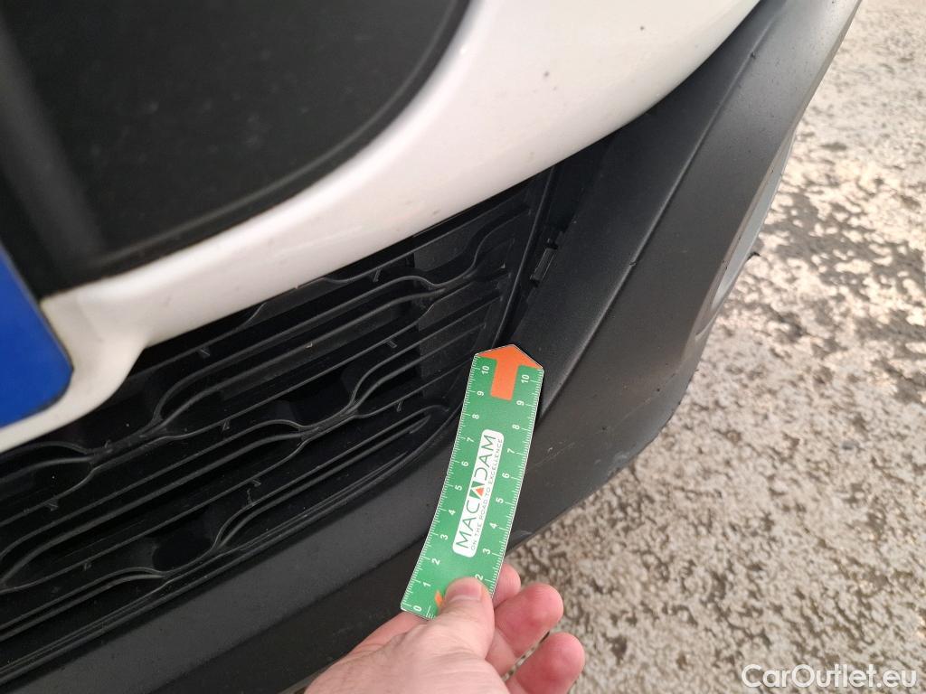  Citroen  C3 CITROEN  Société VU 5p Berline BlueHDi 100  BVM Feel #47