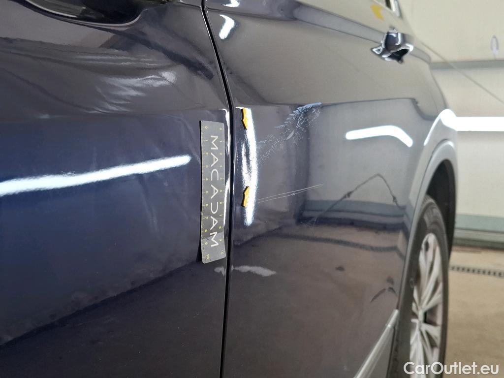  Volkswagen  Tiguan VOLKSWAGEN  5p SUV 2.0 TDI 150 BVM6 Confortline Business #16