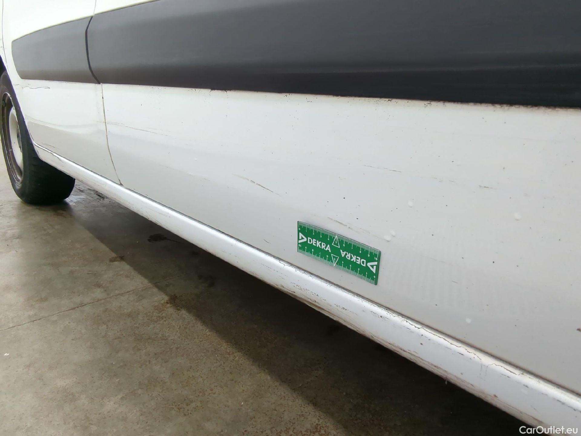  Citroen  Berlingo  Fourgon Club L1 (Court) 1.6 BlueHDi 100CV BVM5 E6 #30