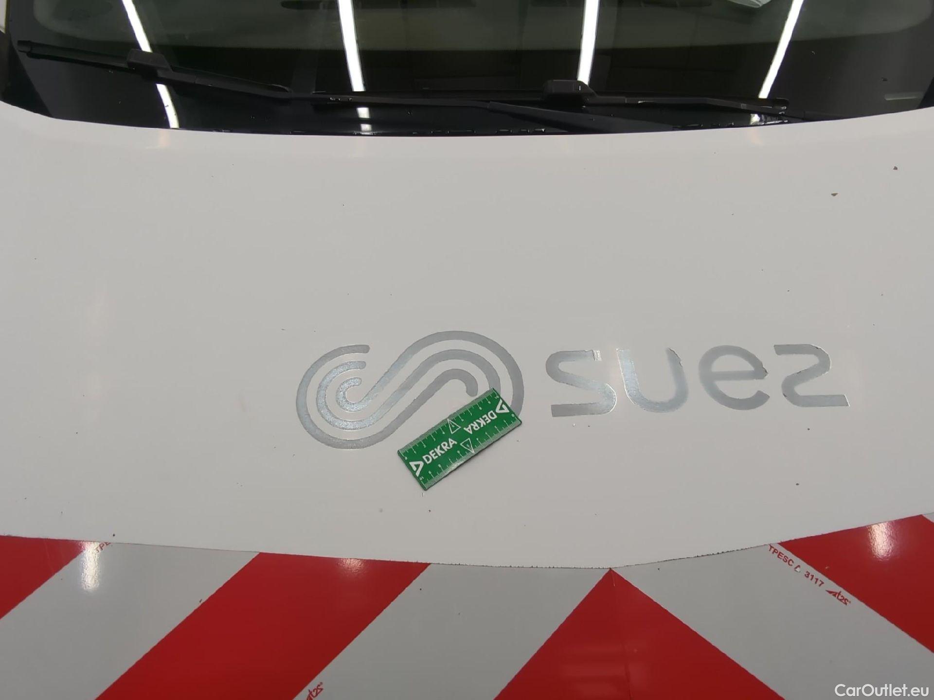  Citroen  Berlingo  Fourgon Club L1 (Court) 1.6 BlueHDi 100CV BVM5 E6 #39