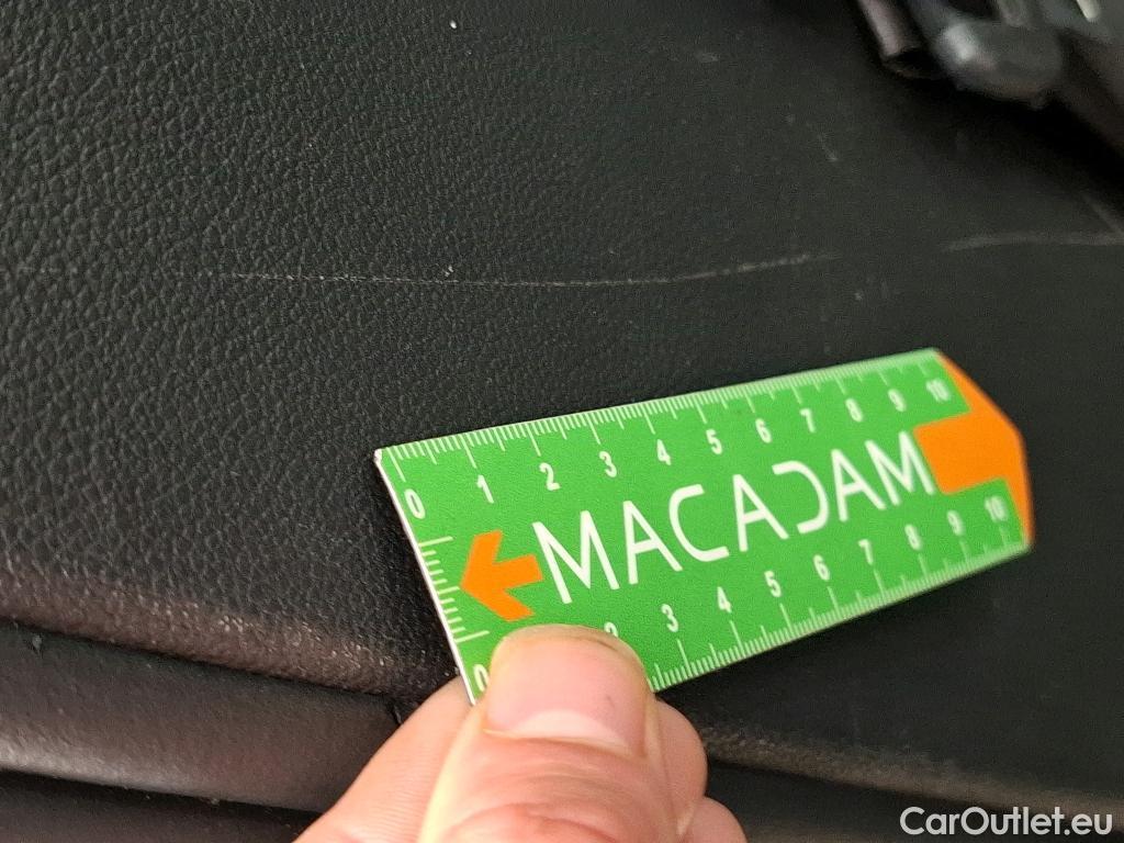  Volkswagen  Golf  VOLKSWAGEN SW / 2020 / 5P / Break 2.0 TDI SCR 150 DSG7 Life Business #16