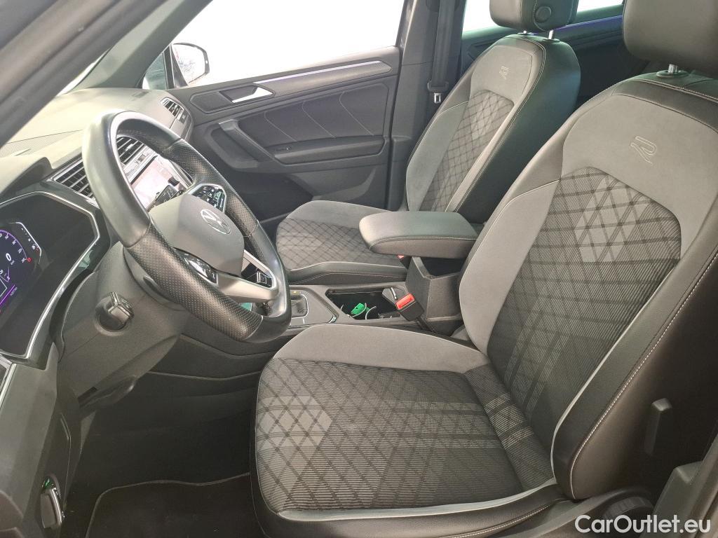  Volkswagen  Tiguan VOLKSWAGEN  / 2020 / 5P / SUV 2.0 TDI 150 DSG7 R-Line #12