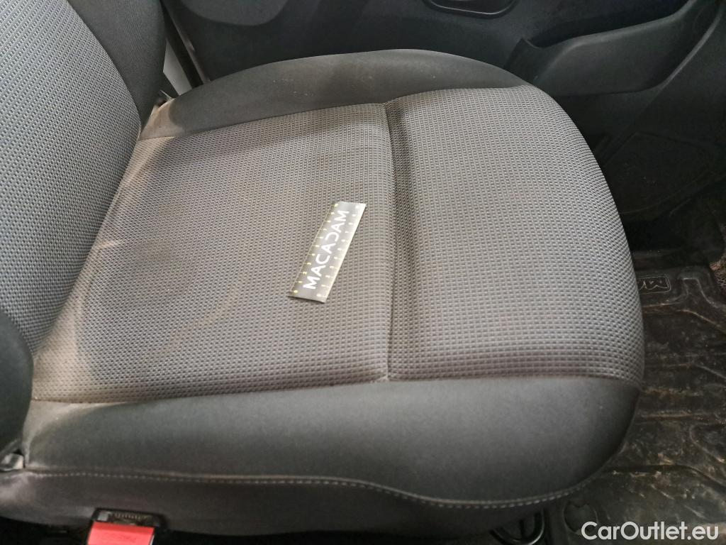  Renault  Master  III Fourgon L2H2 3 3 Grand Confort dCi 135CV BVM6 E6dT #36