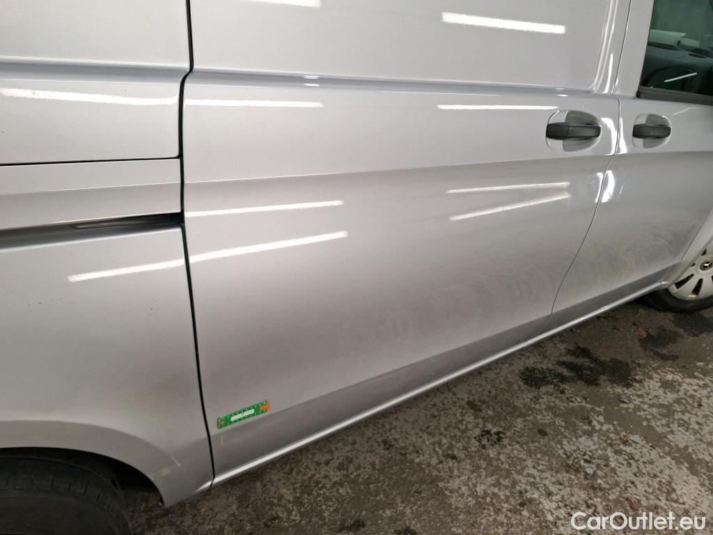  Mercedes  Vito MERCEDES-BENZ  Compact / 2020 / 4P / Fourgon tôlé 114 CDI Compact Select traction #3