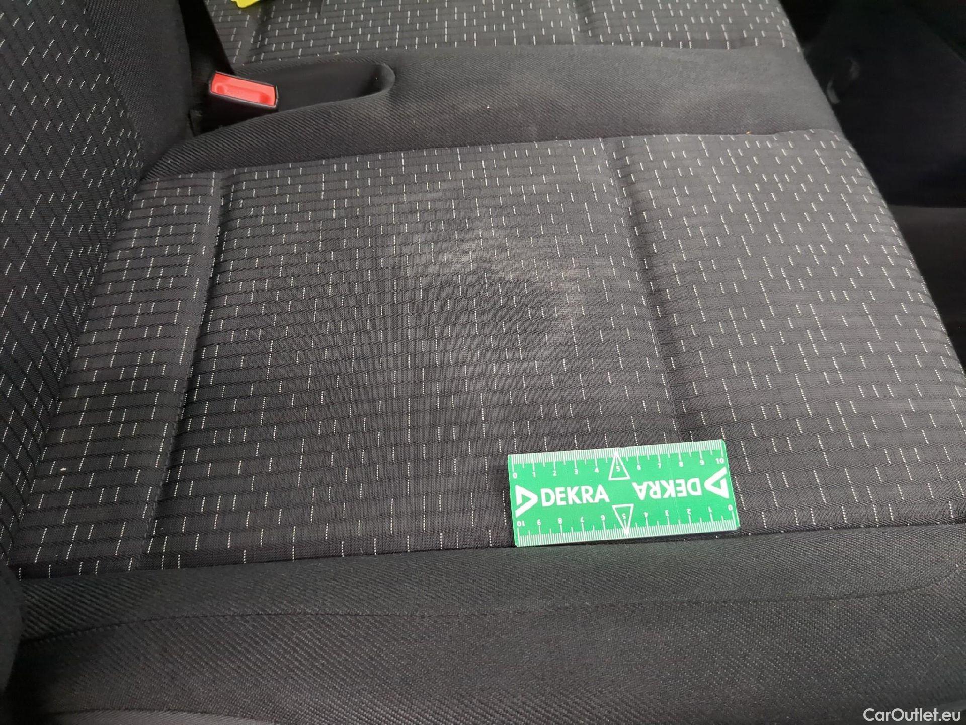  Mercedes  Vito MERCEDES-BENZ  Compact / 2020 / 4P / Fourgon tôlé 114 CDI Compact Pro traction #5