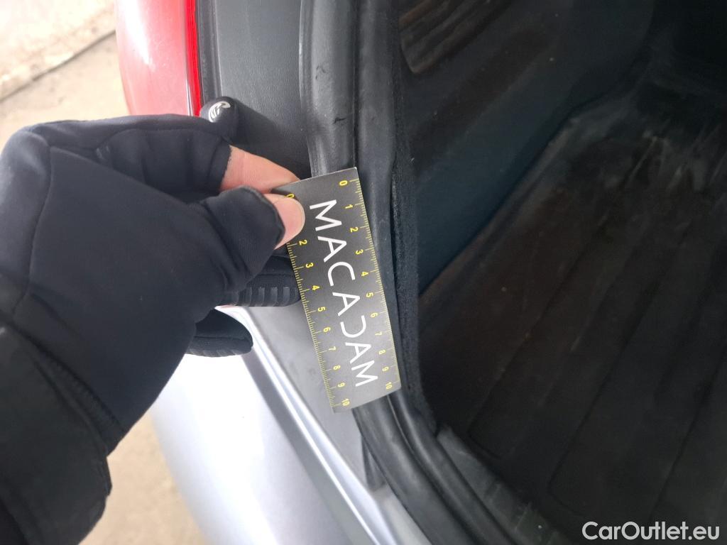  Peugeot  208  Affaire Premium Pack 1.5 HDi 100CV BVM5 E6dT #45