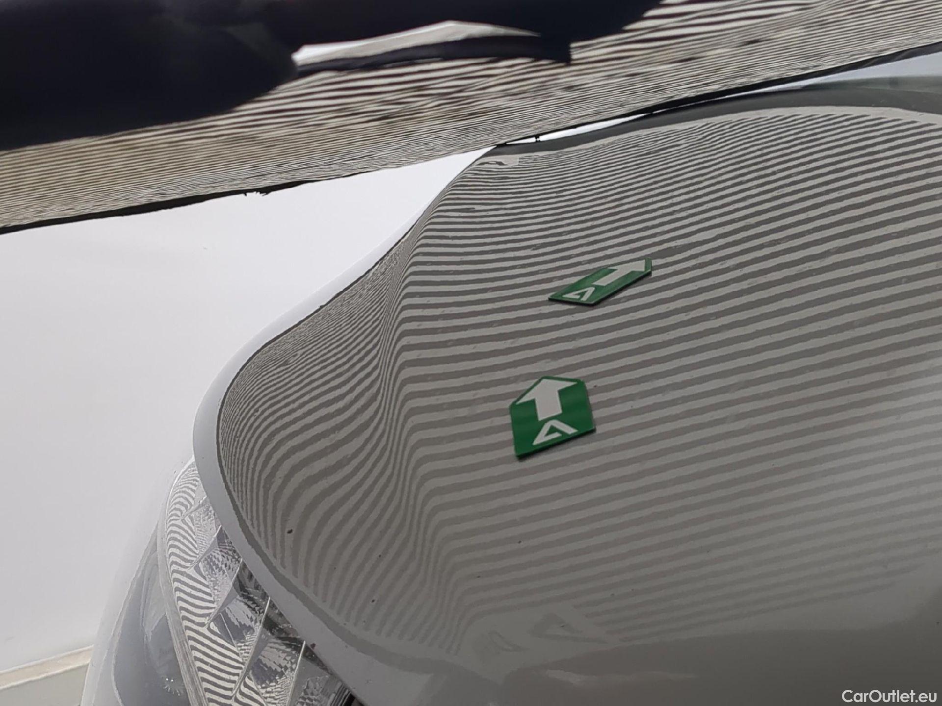  Mercedes  Vito MERCEDES-BENZ  Compact / 2020 / 4P / Fourgon tôlé 114 CDI Compact Pro traction #19