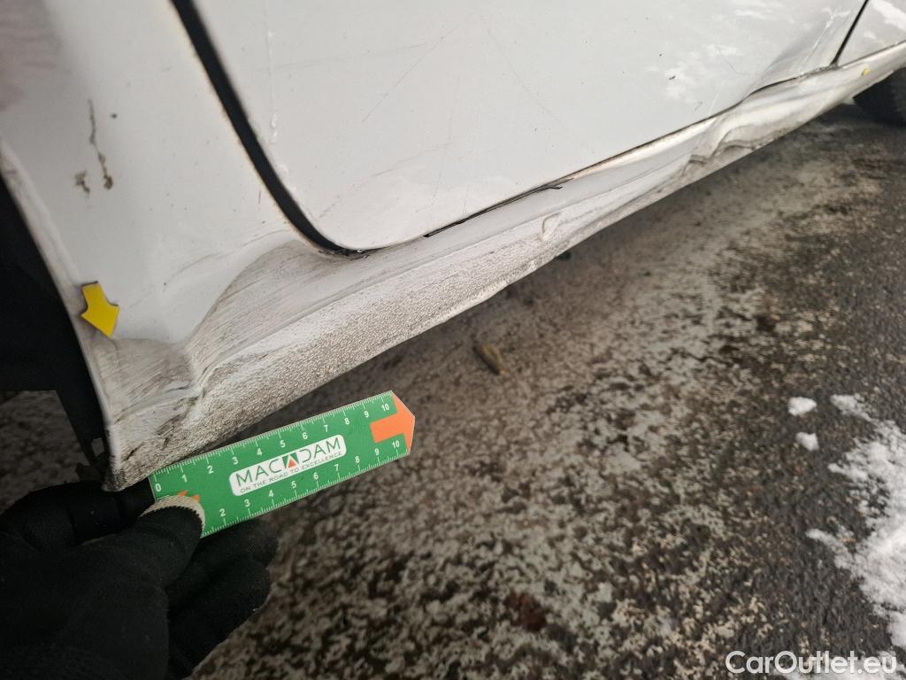  Renault  Kangoo  Express Extra (Série Spéciale) 1.5 dCi 75CV BVM5 E6 #2