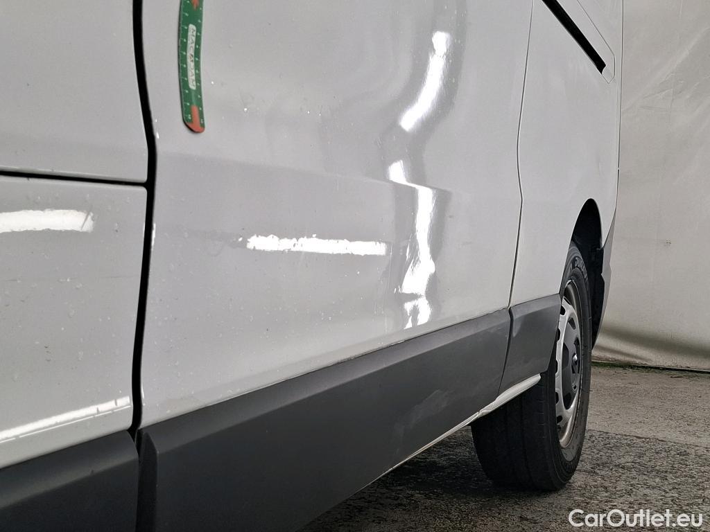  Renault  Trafic  Fourgon L2H1 3T Grand Confort 2.0 dCi 130CV BVM6 E6d #22