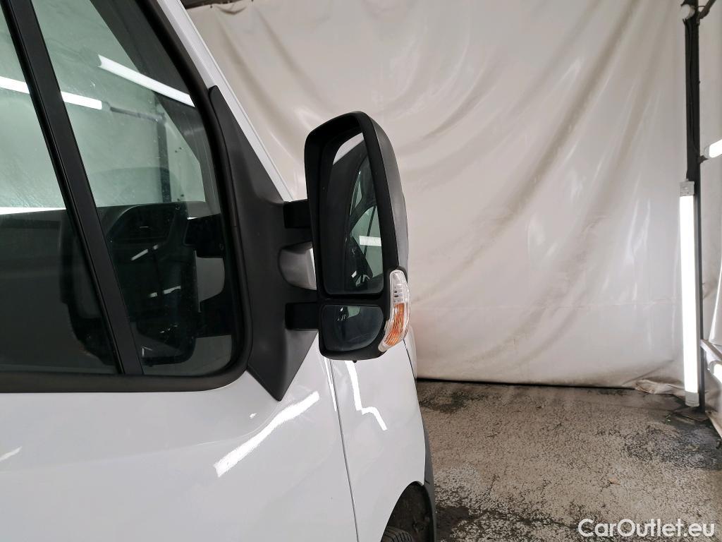  Renault  Master  III Fourgon L2H2 3 3 Grand Confort dCi 135CV BVM6 E6dT #15