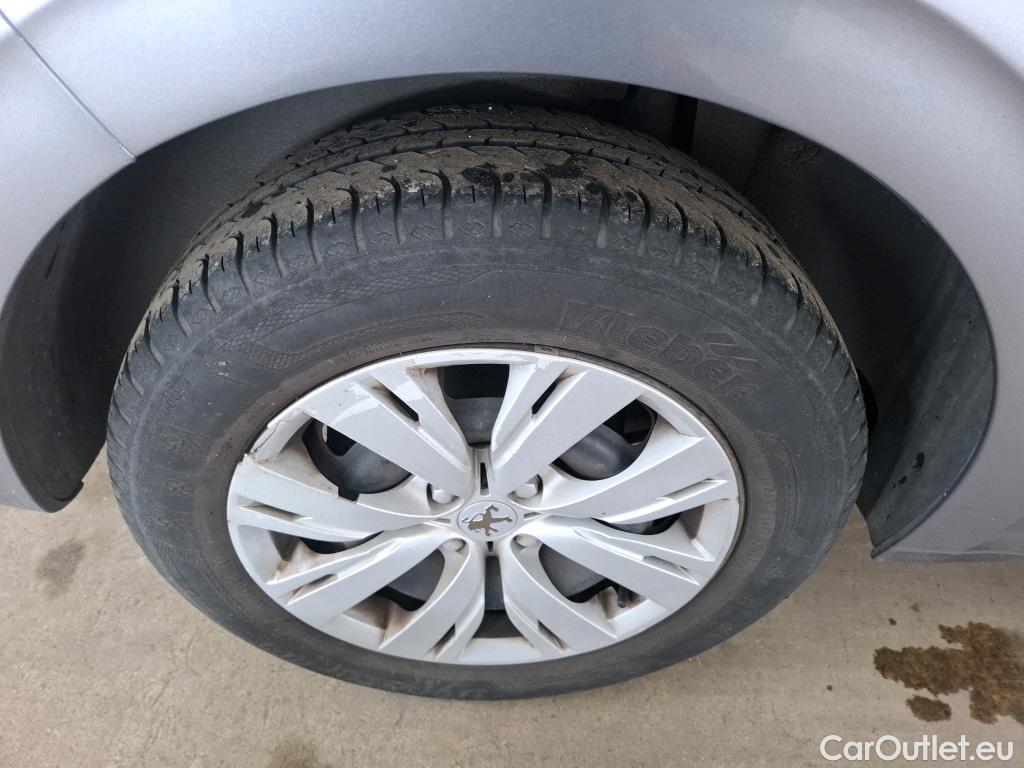  Peugeot  208  Affaire Premium Pack 1.5 HDi 100CV BVM5 E6dT #41