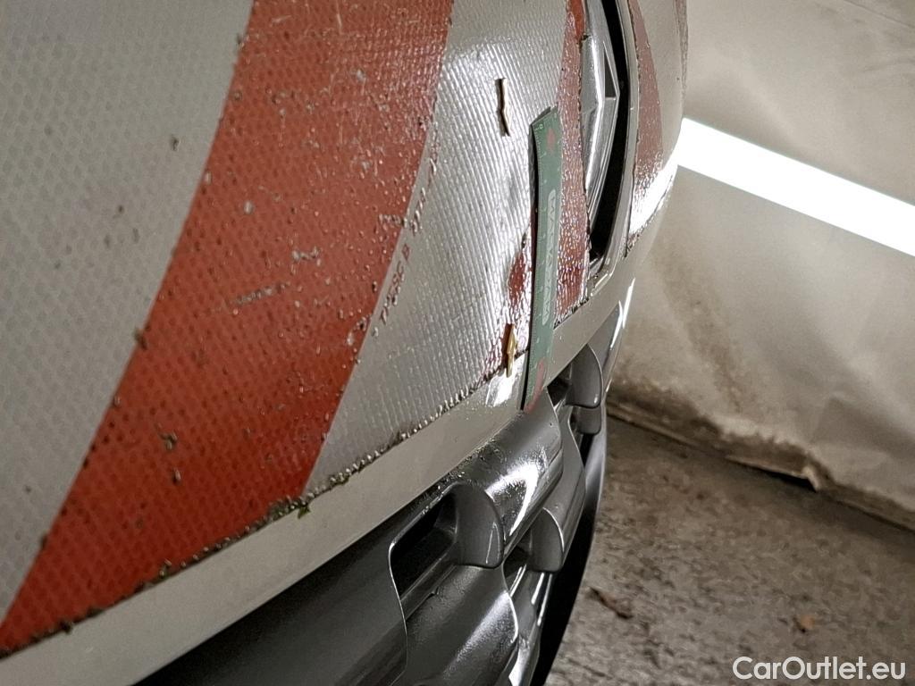  Renault  Master RENAULT  VU 4p Fourgon FG-CF TRAC 3500 L2H2 Energy dCi 125 #36