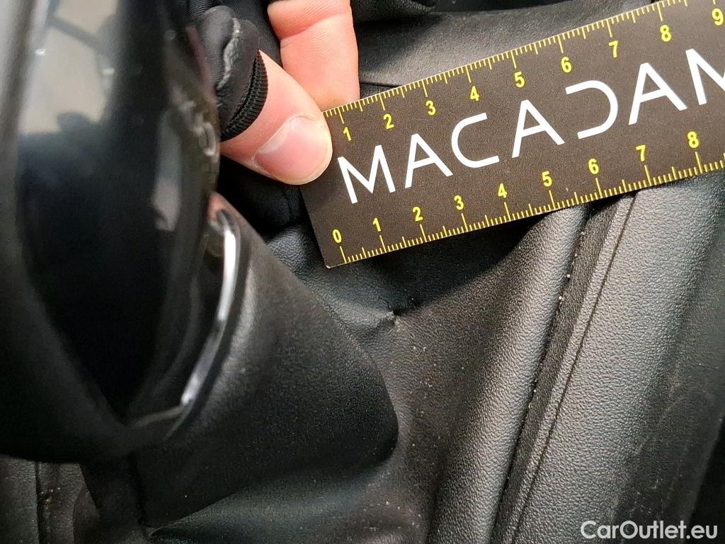  Peugeot  208  Affaire Premium Pack 1.5 HDi 100CV BVM5 E6dT #28