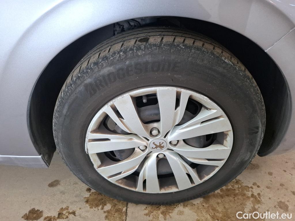  Peugeot  208  Affaire Premium Pack 1.5 HDi 100CV BVM5 E6dT #18