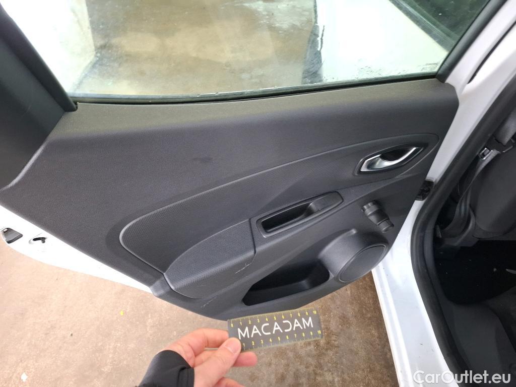  Renault  Clio  IV Air 1.5 dCi 75CV BVM5 E6 #3