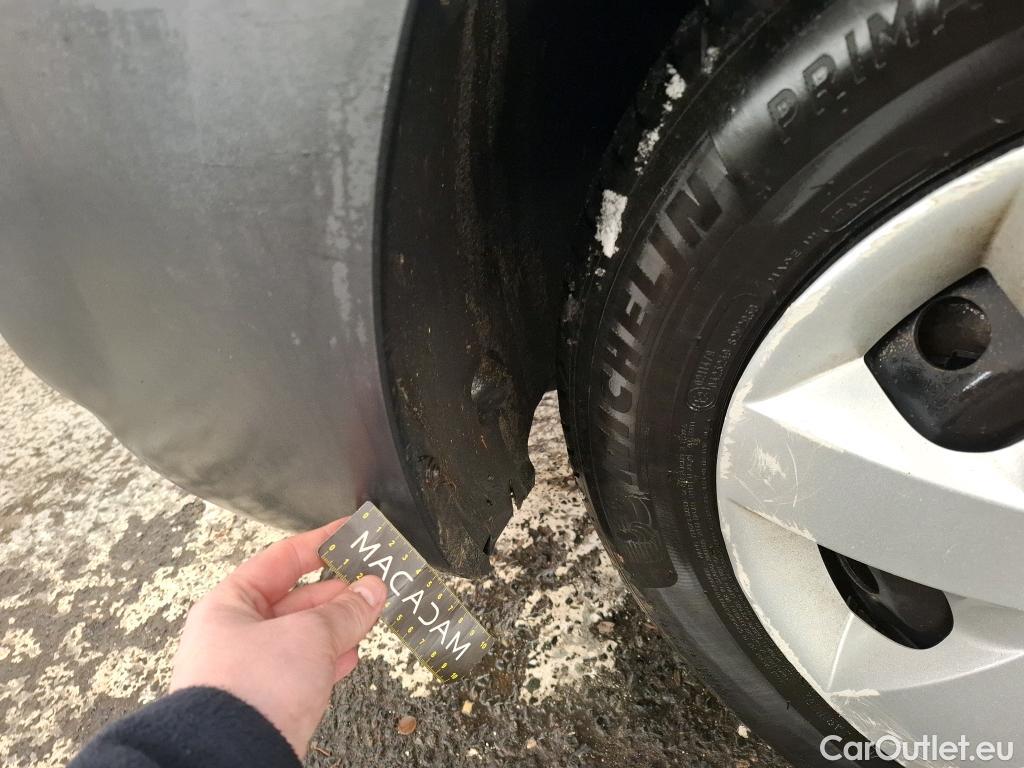  Renault  Kangoo  II Express Grand Confort (L1) 1.5 dCi 95CV BVM6 E6dT #18