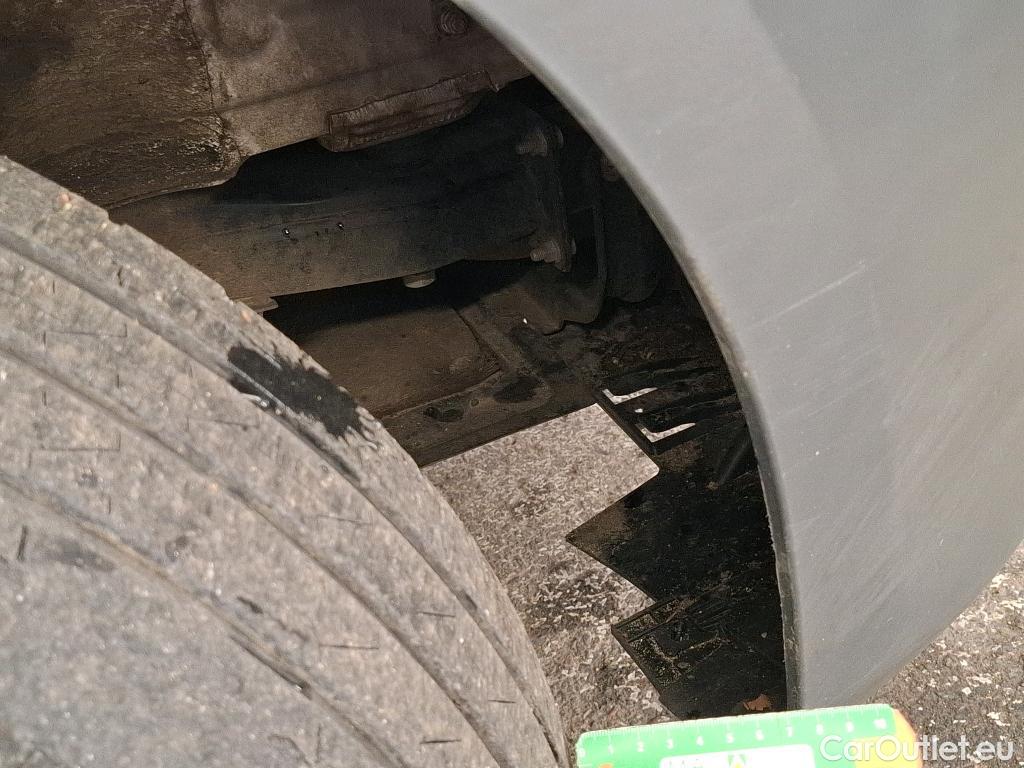  Mercedes  Vito MERCEDES-BENZ  Compact / 2020 / 4P / Fourgon tôlé 114 CDI Compact Select traction #8