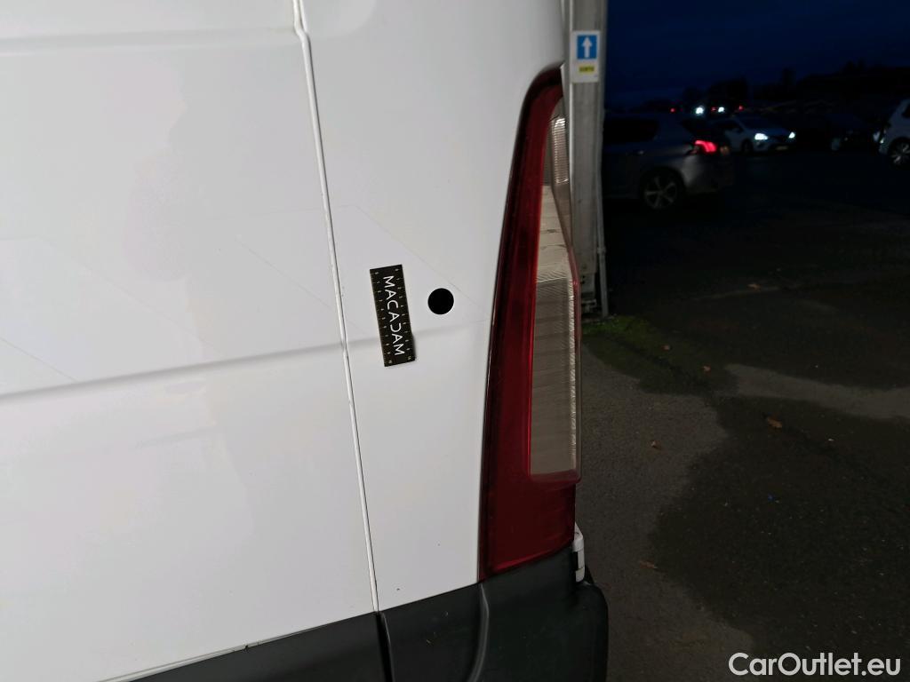  Renault  Master  III Fourgon L2H2 3 3 Grand Confort dCi 135CV BVM6 E6dT #28